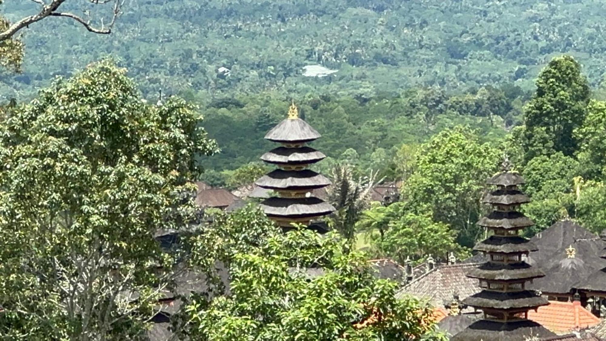 Bali Basuki Retreat Center Lägenhet Besakih Exteriör bild
