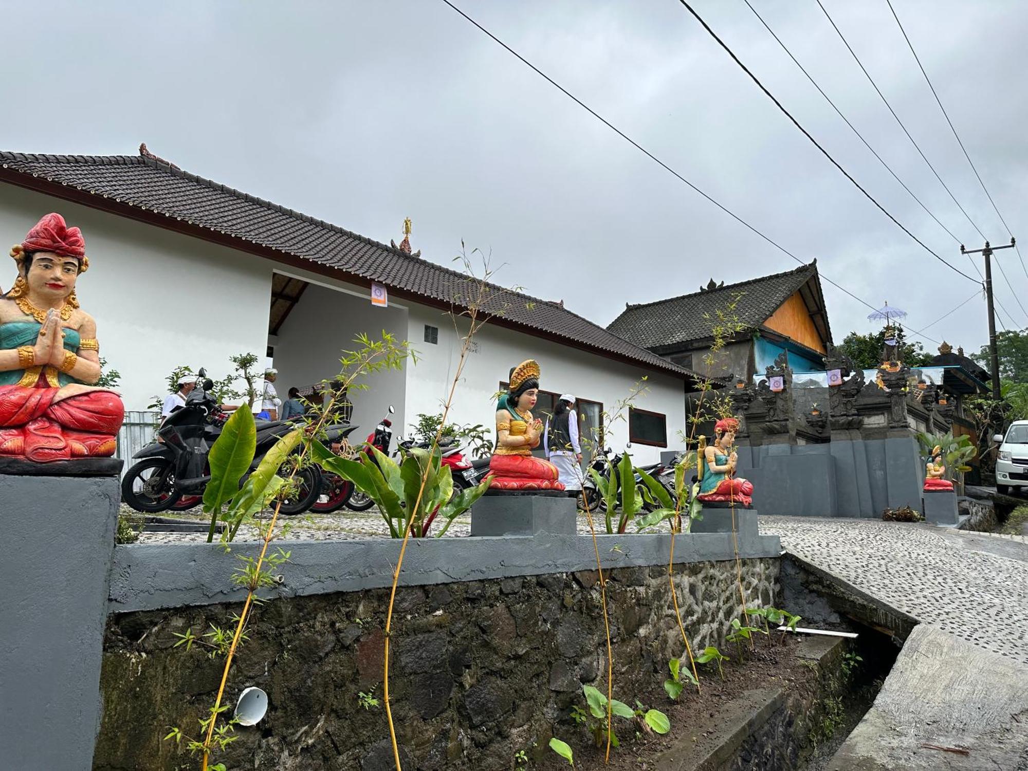 Bali Basuki Retreat Center Lägenhet Besakih Exteriör bild