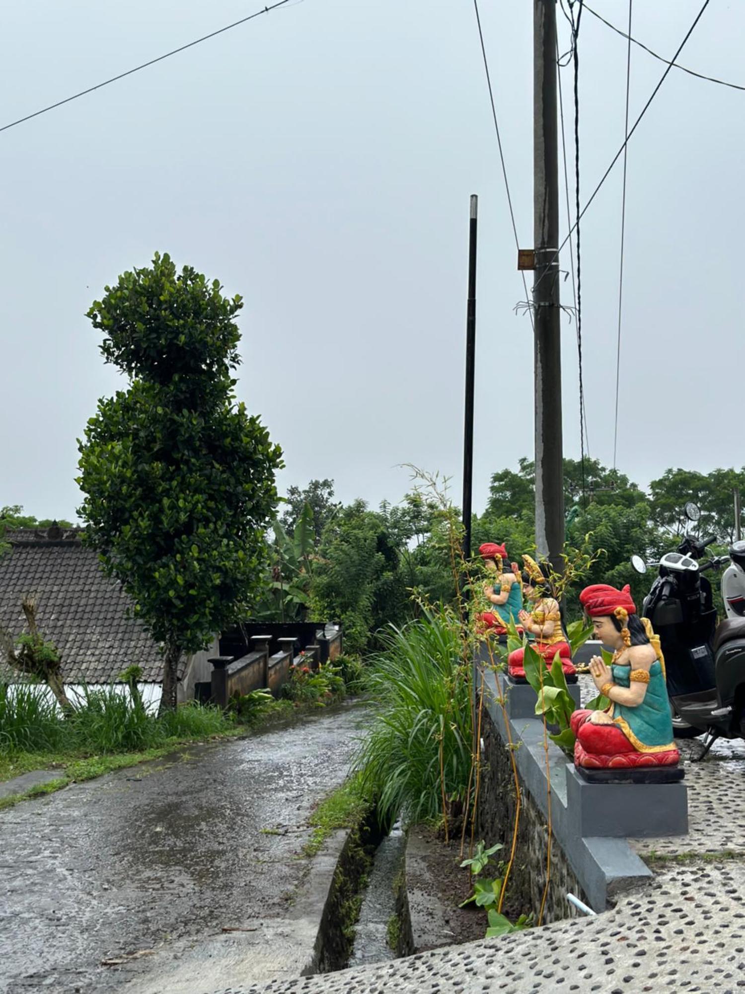 Bali Basuki Retreat Center Lägenhet Besakih Exteriör bild