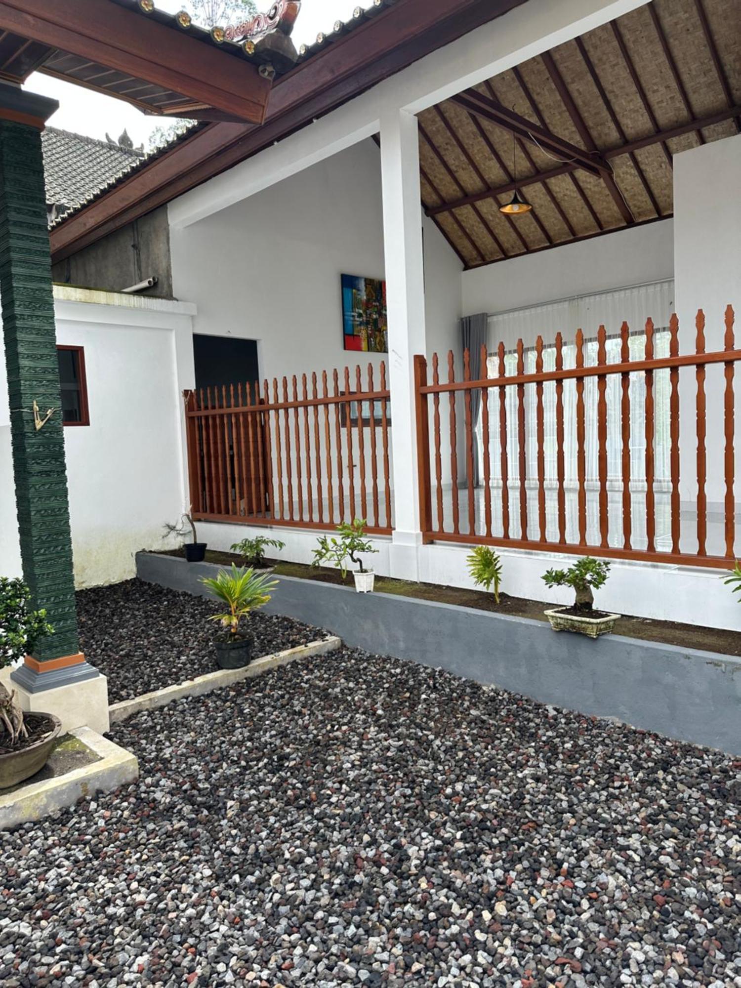 Bali Basuki Retreat Center Lägenhet Besakih Exteriör bild