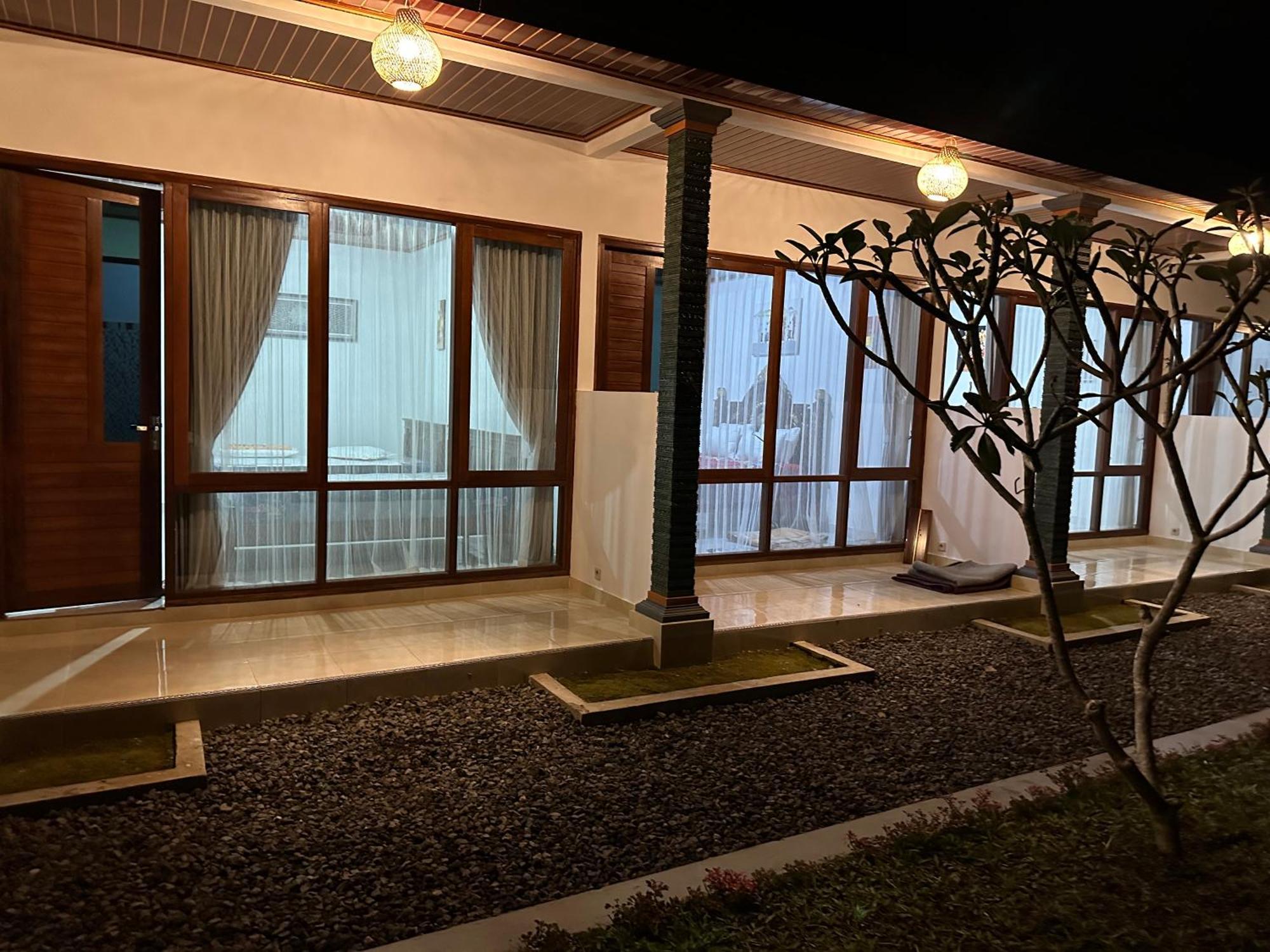 Bali Basuki Retreat Center Lägenhet Besakih Exteriör bild
