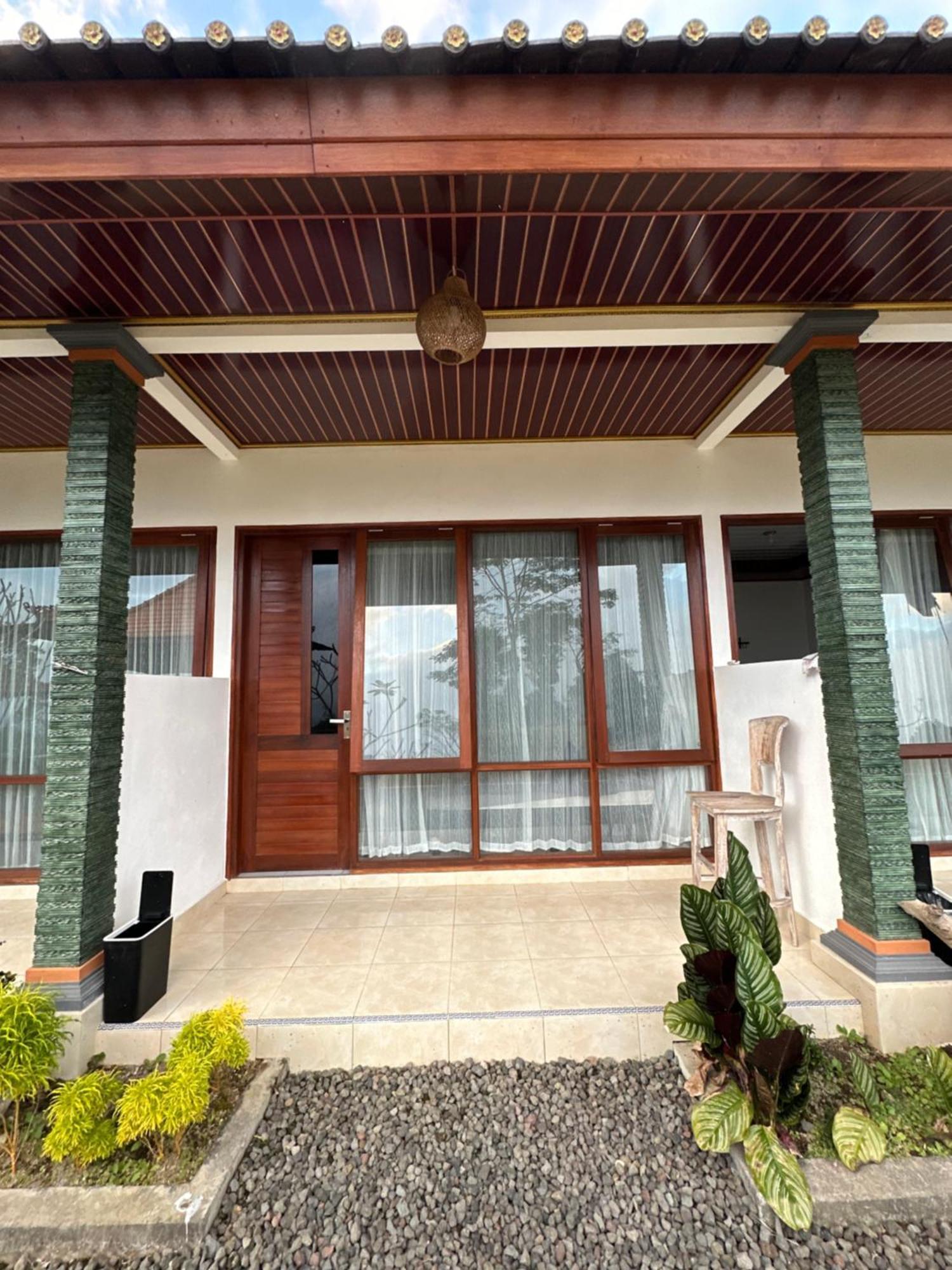 Bali Basuki Retreat Center Lägenhet Besakih Exteriör bild